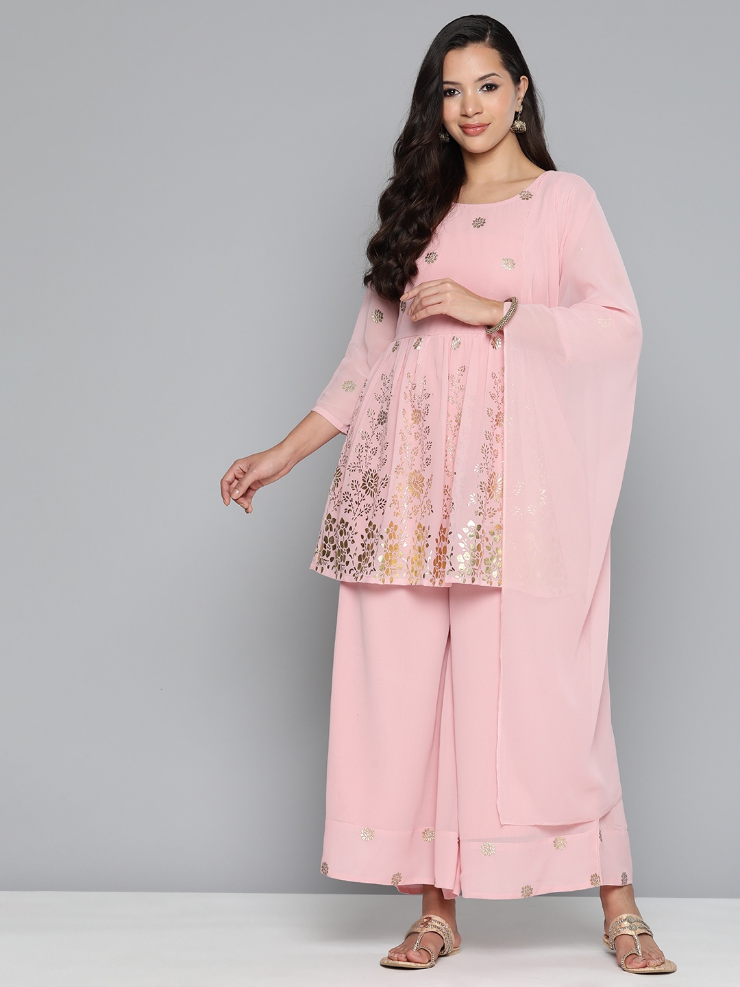 

Jompers Floral Printed Pleated Kurta with Palazzos & With Dupatta, Pink