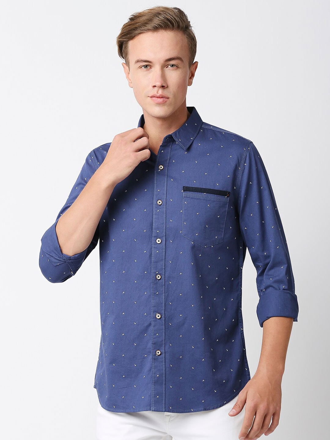 

Solemio Spread Collar Micro Ditsy Printed Slim Fit Pure Cotton Casual Shirt, Blue