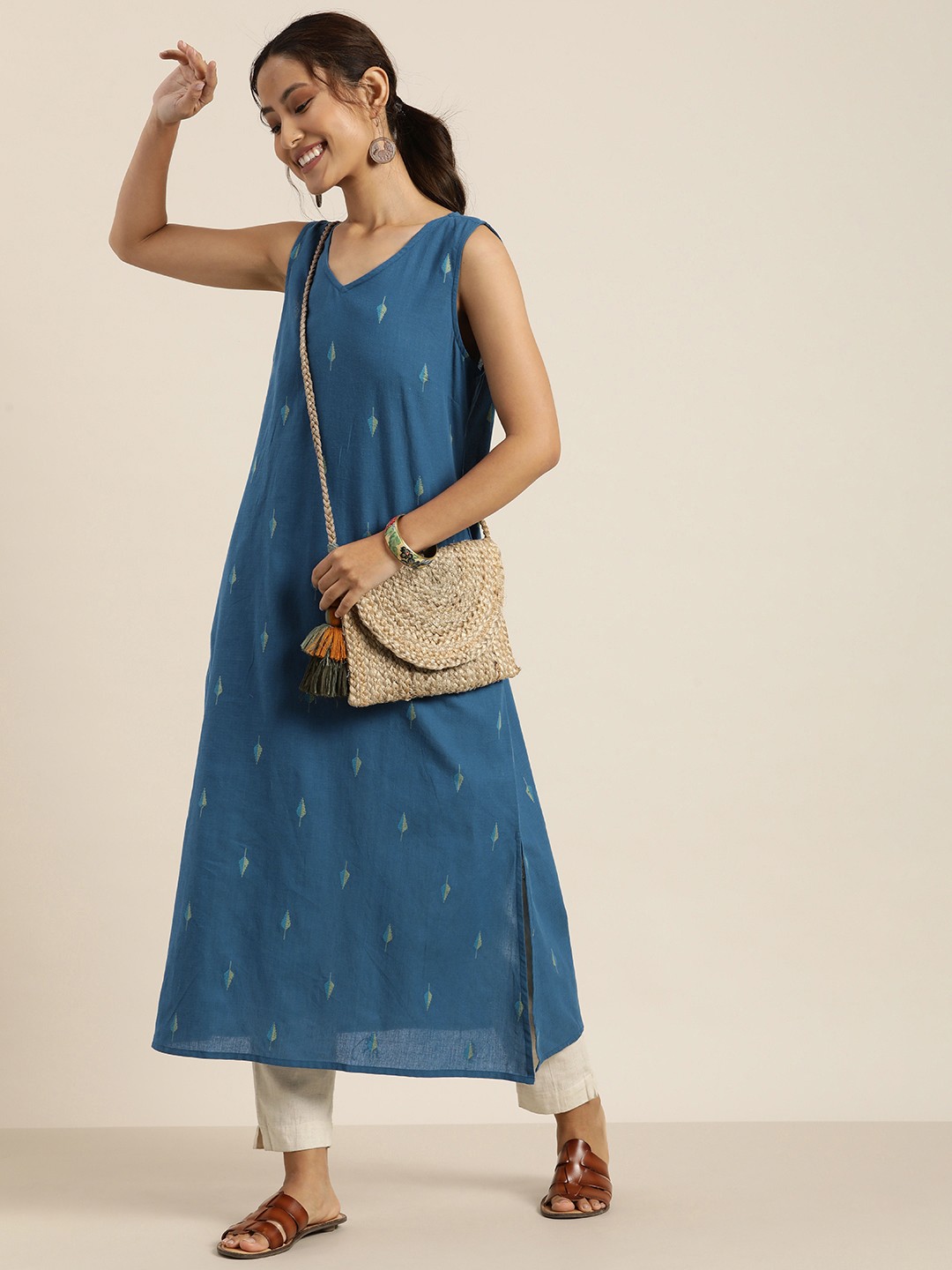 

Taavi Ethnic Motifs Embroidered Thread Work Pure Cotton Woven Legacy Sleeveless Kurta, Blue