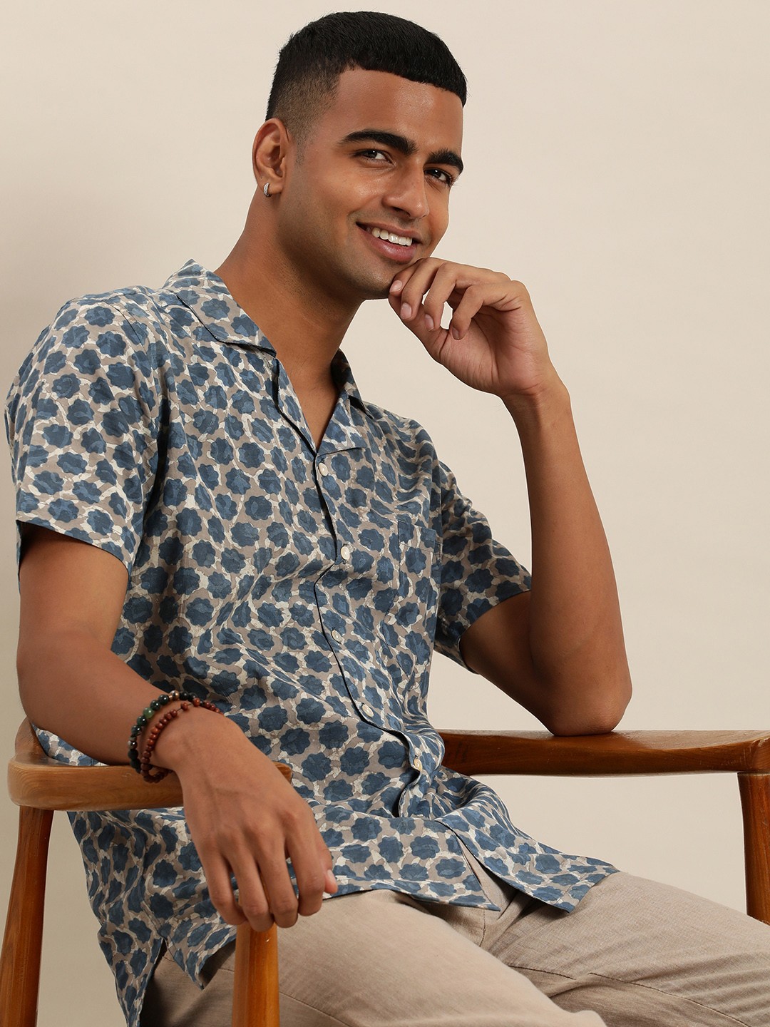 

Taavi Pure Cotton Floral Printed Cuban Collar Indigo Casual Shirt, Navy blue