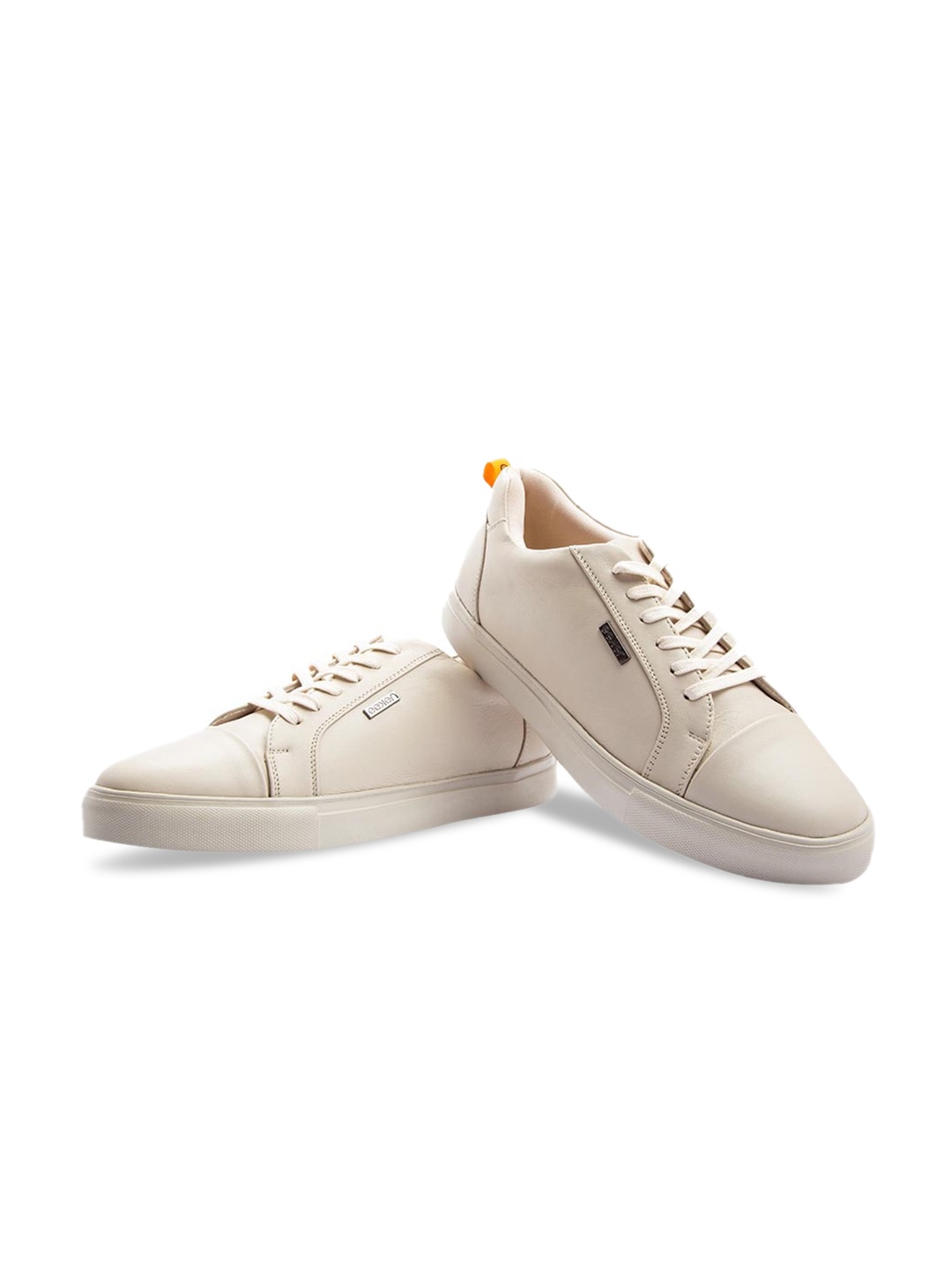 

Paragon Men Eeken Leather Sneakers, Off white