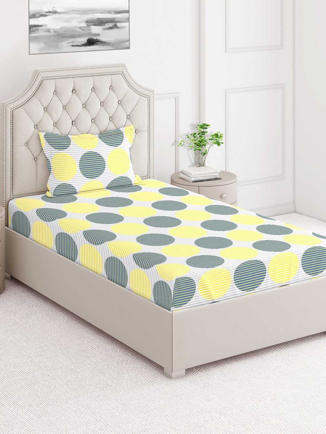 

Layers Yellow & Grey Geometric 124 TC Flat Single Bedsheet with 1 Pillow Cover