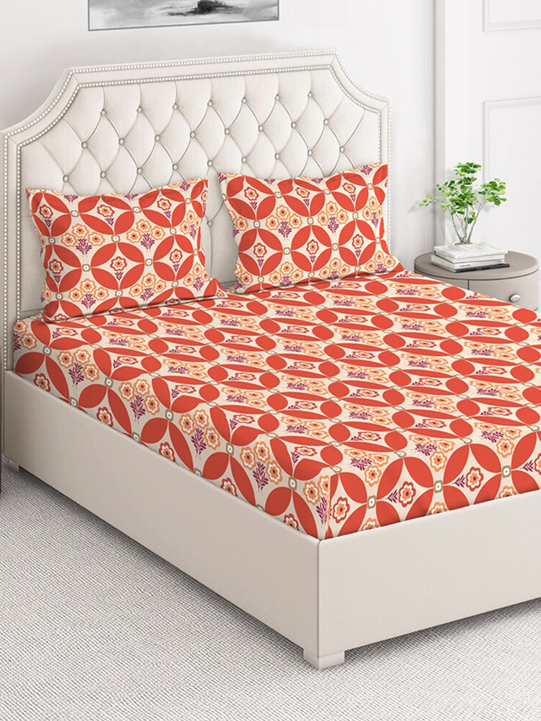 

Layers Firenze Orange & Beige Floral 140 TC Flat Cotton Queen Bedsheet & 2 Pillow Covers