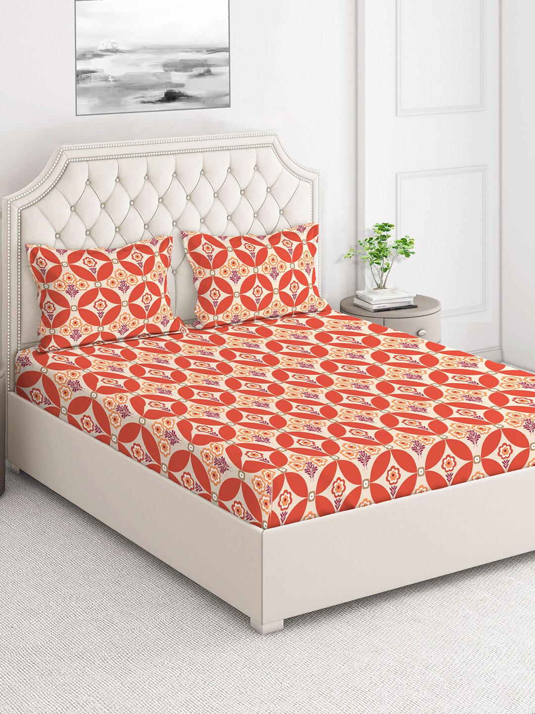 

Layers Firenze Beige & Orange Floral 140 TC Flat Cotton King Bedsheet with 2 Pillow Covers