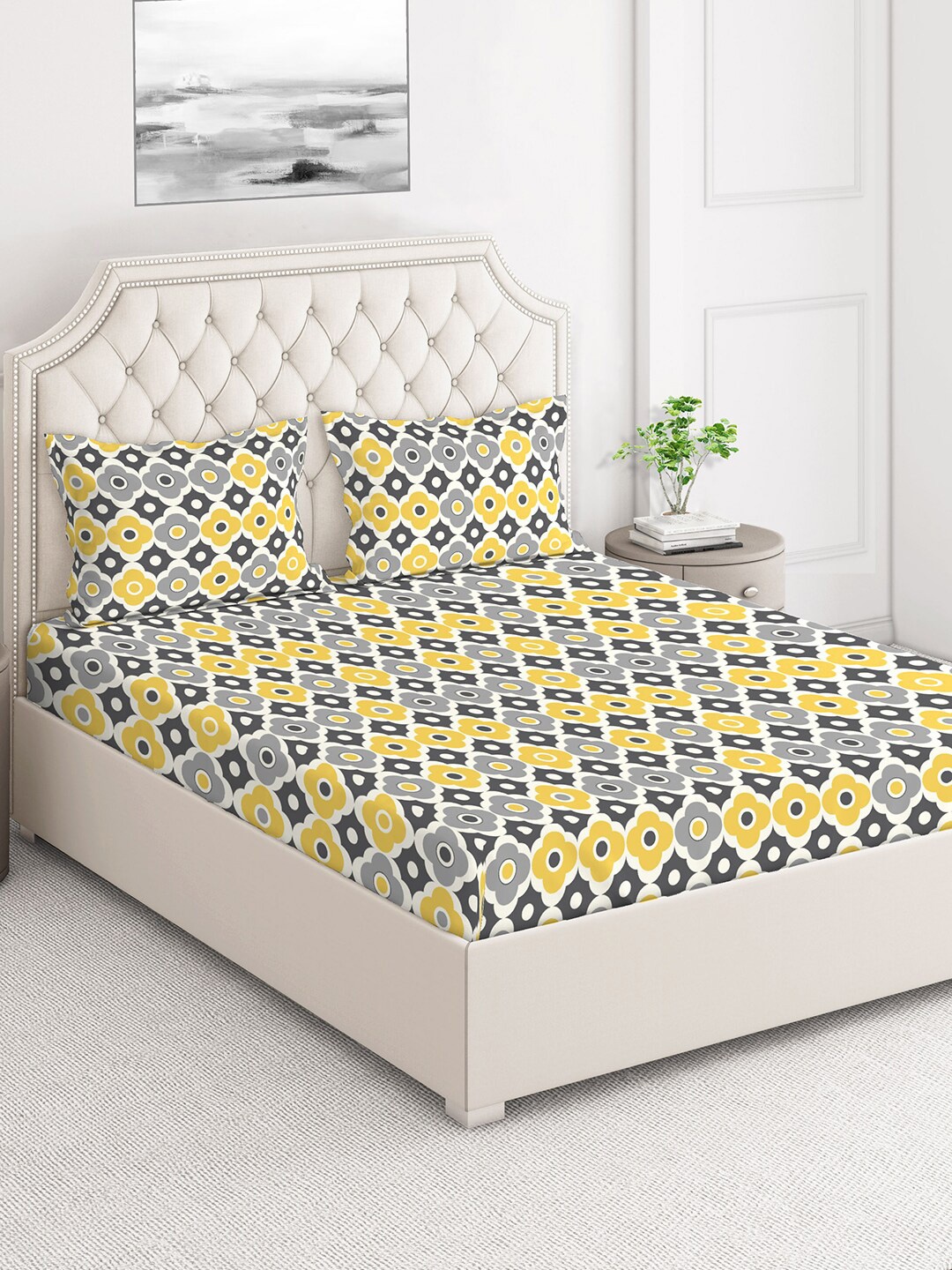 

Layers Firenze Yellow & Grey Floral 140 TC Cotton Flat King Bedsheet with 2 Pillow Covers