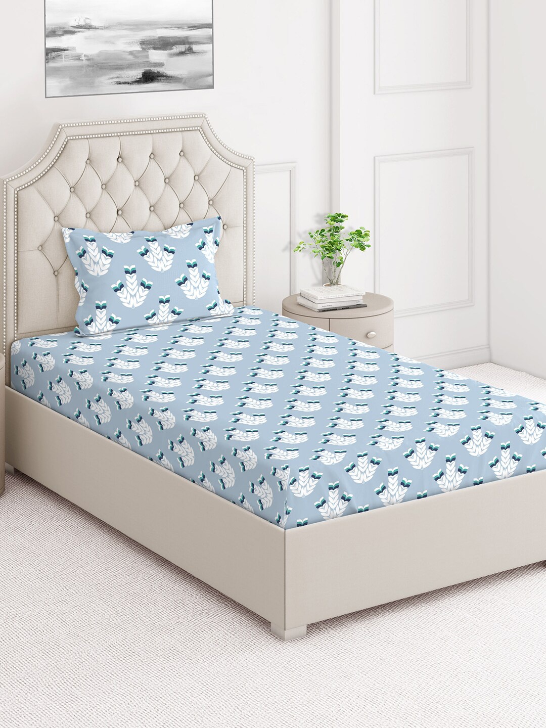 

Layers Firenze Blue & White 140 TC Flat Cotton Single Bedsheet with 1 Pillow Cover