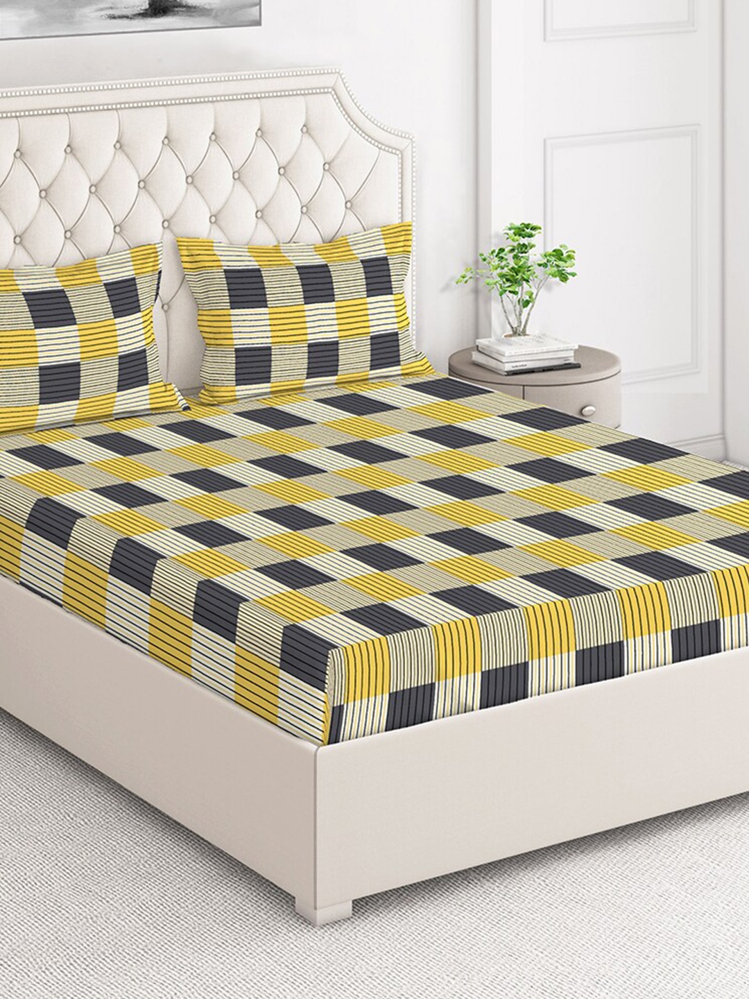 

Layers Firenze Yellow & Grey Geometric 140 TC Flat Cotton Queen Bedsheet & 2 Pillow Covers