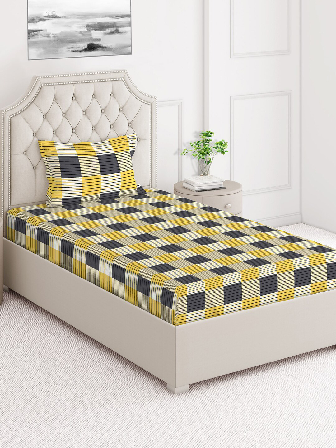 

Layers Firenze Yellow & Grey 140 TC Flat Cotton Single Bedsheet With 1 Pillow Cover