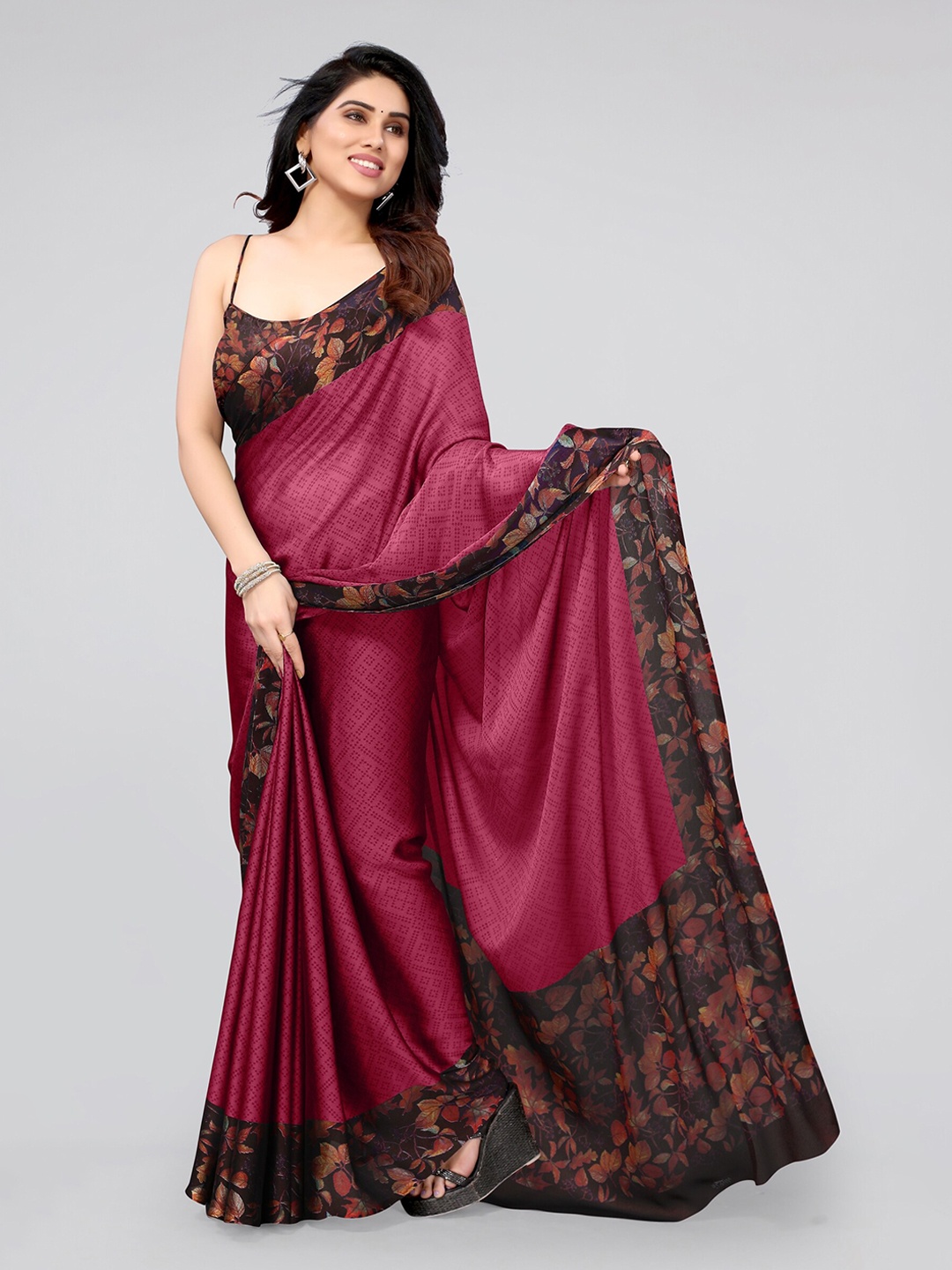 

MIRCHI FASHION Floral Printed Bordered Saree, Burgundy