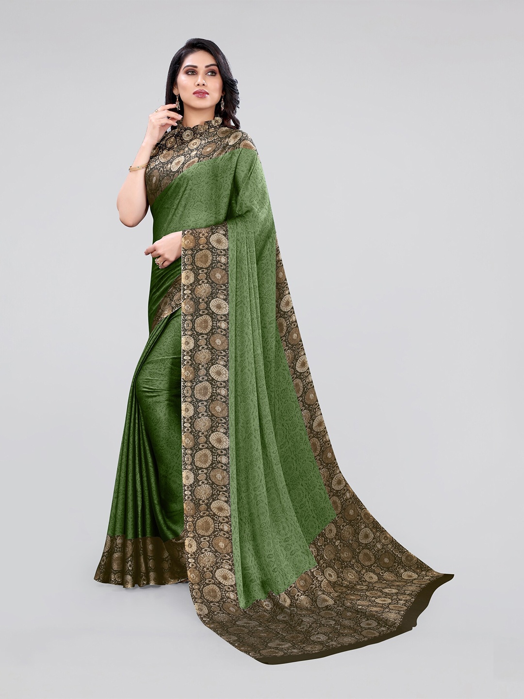

KALINI Floral Printed Saree, Green