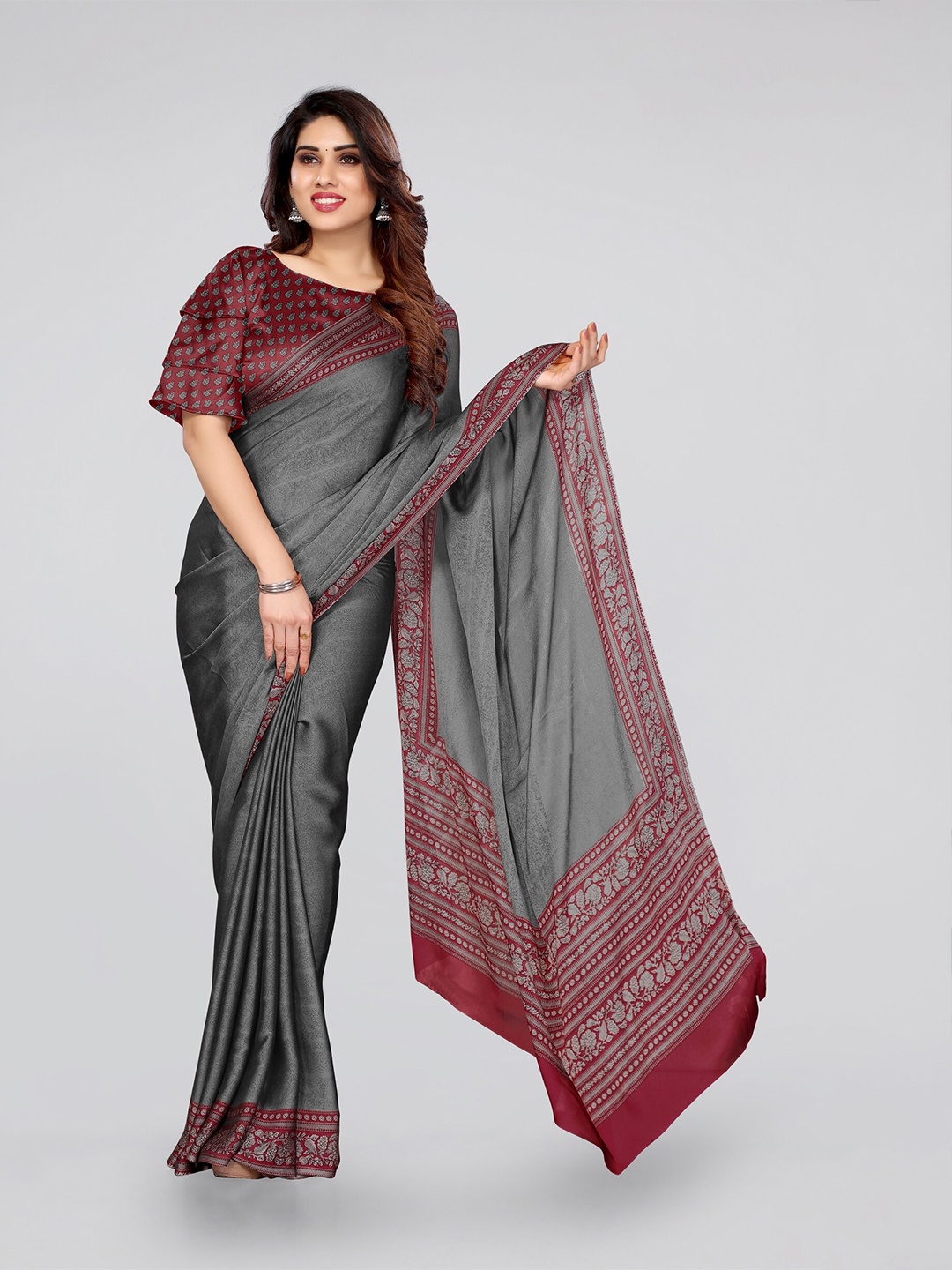 

MIRCHI FASHION Floral Printed Saree, Grey