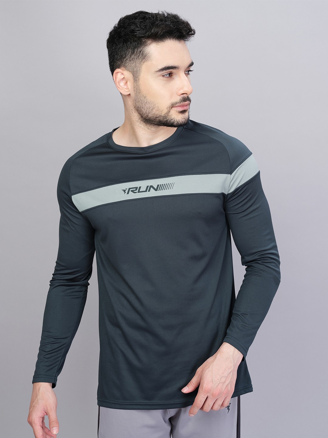 

Technosport Men Colourblocked Antimicrobial Active T-shirt, Charcoal