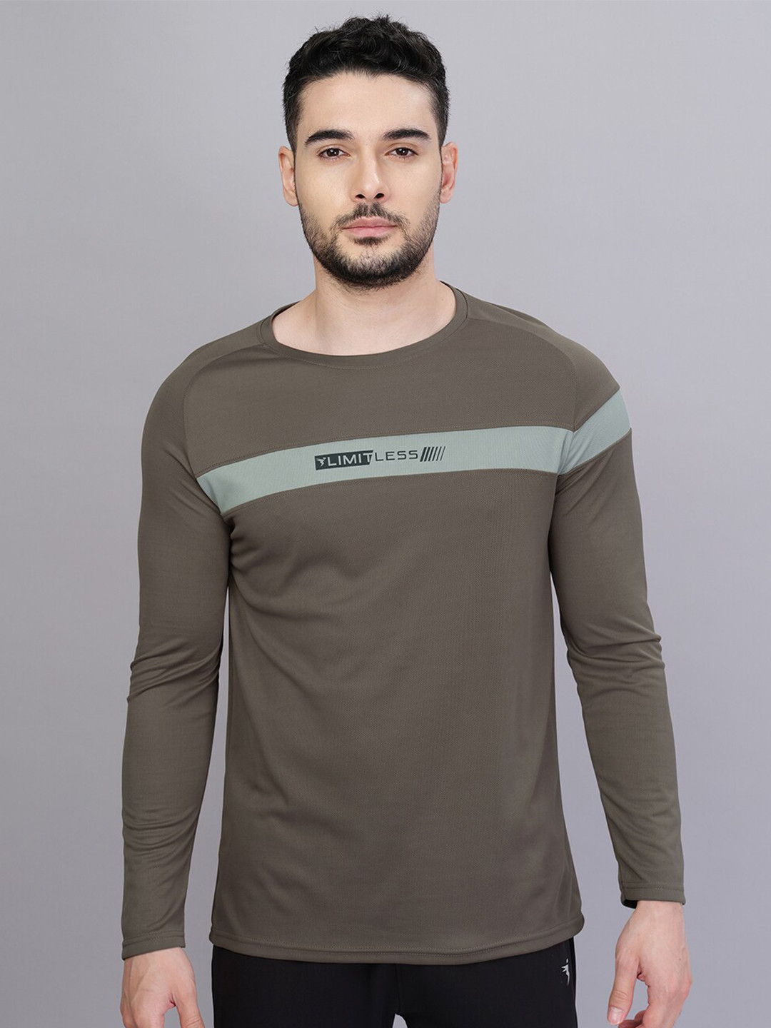

Technosport Men Colourblocked Antimicrobial Active T-shirt, Charcoal