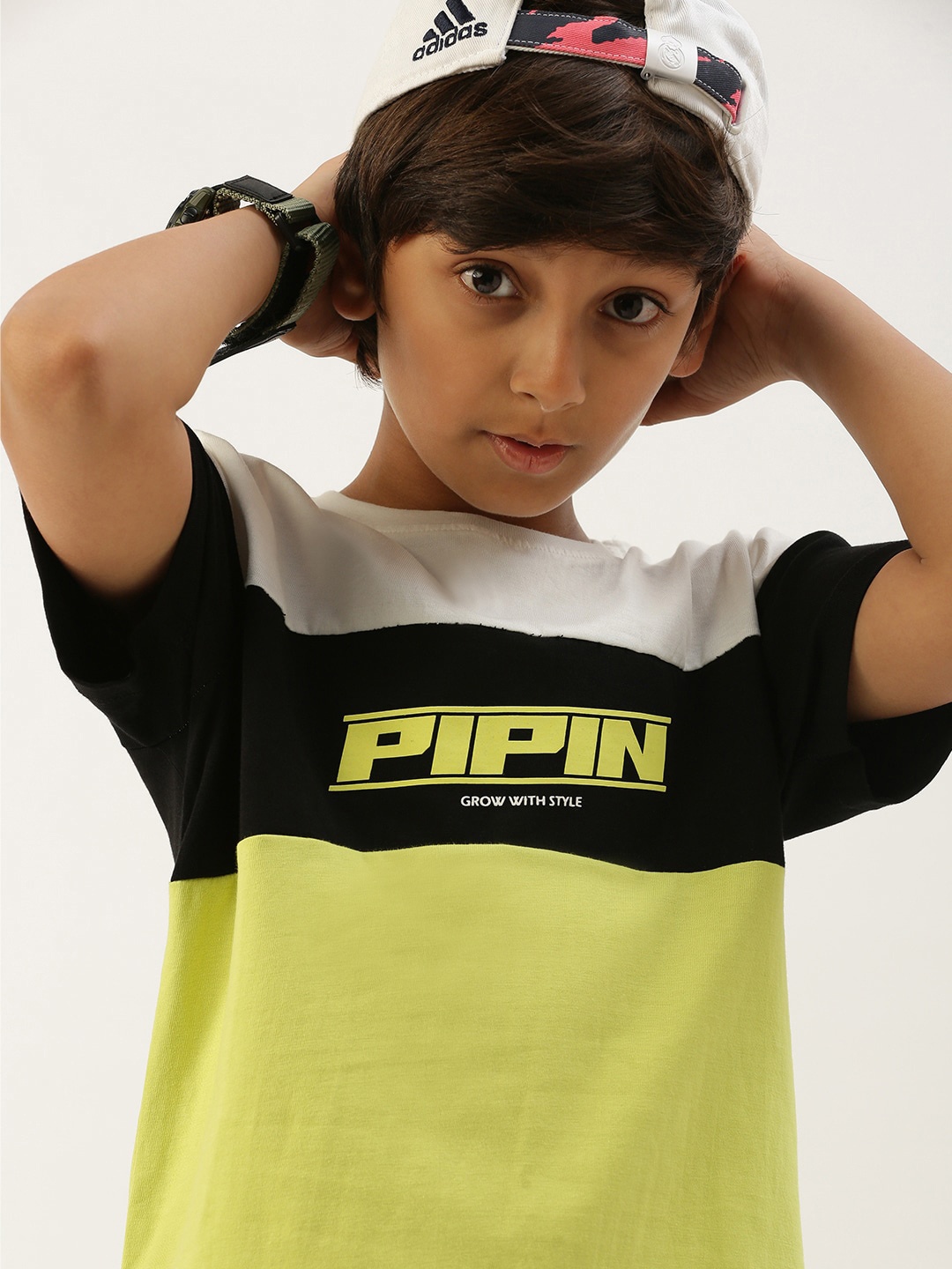 

PIPIN Boys Colourblocked Cotton T-shirt, Yellow