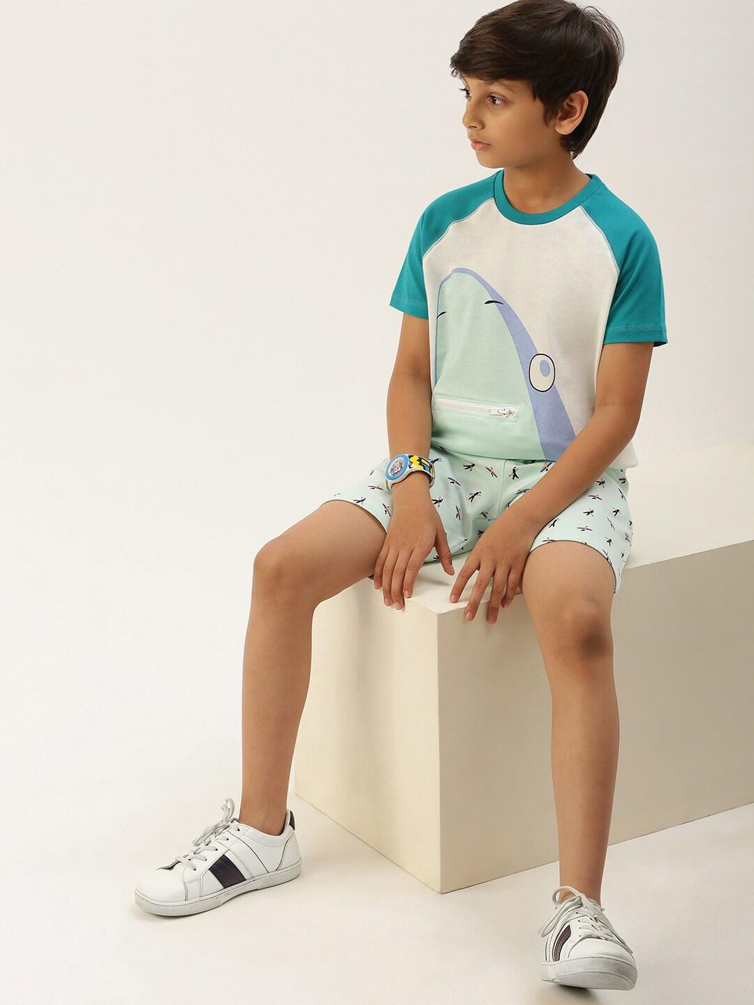 

PIPIN Boys Green Printed Applique T-shirt