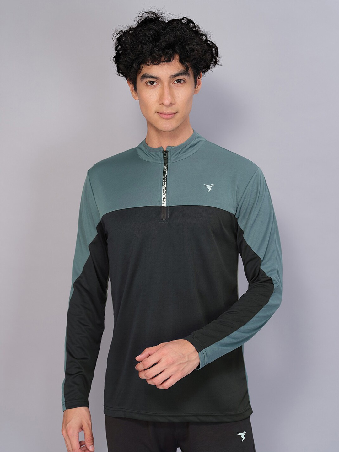 

Technosport Henley Neck Antimicrobial Active T-shirt, Charcoal