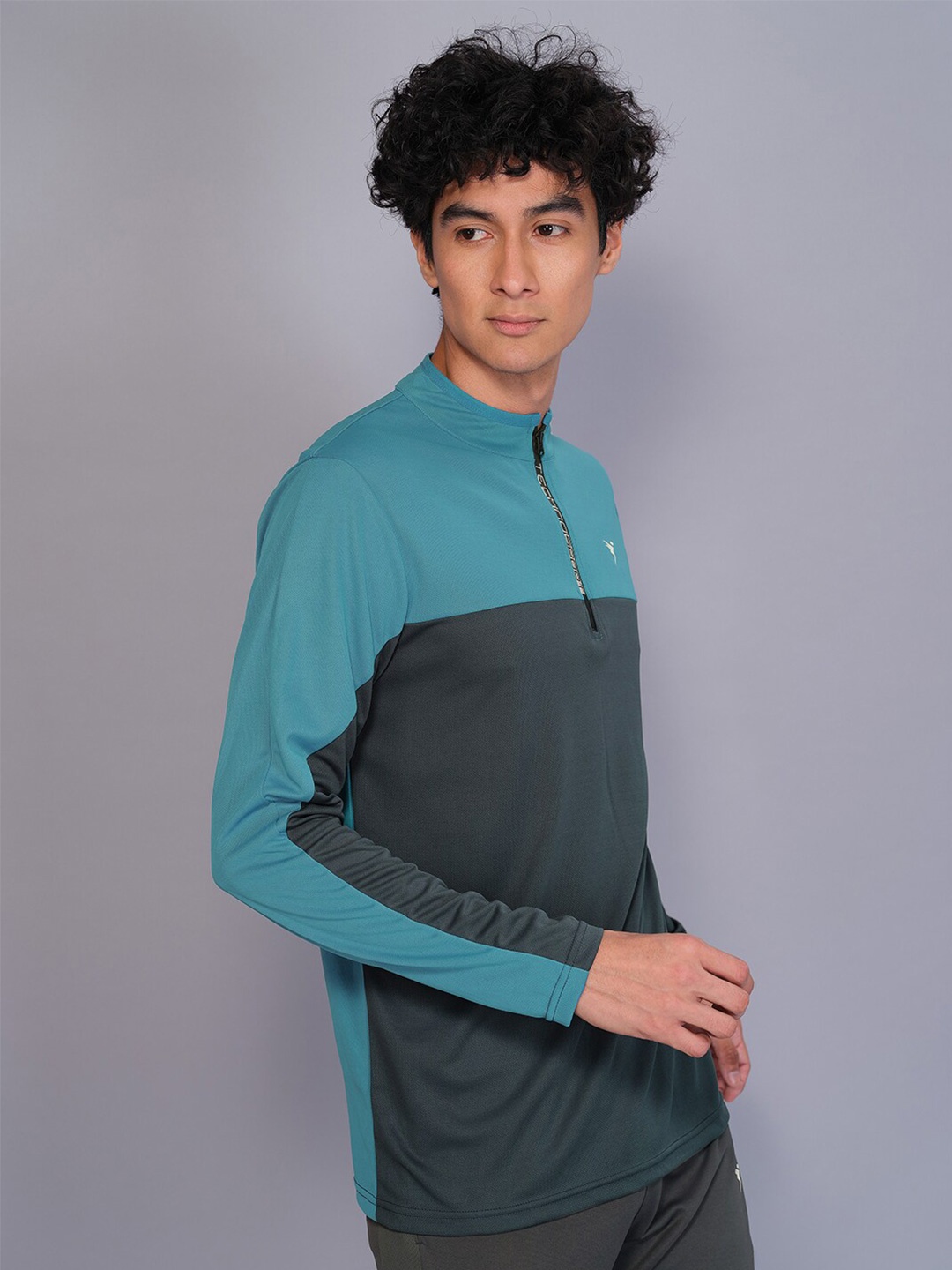 

Technosport Colourblocked Antimicrobial Training T-shirt, Teal