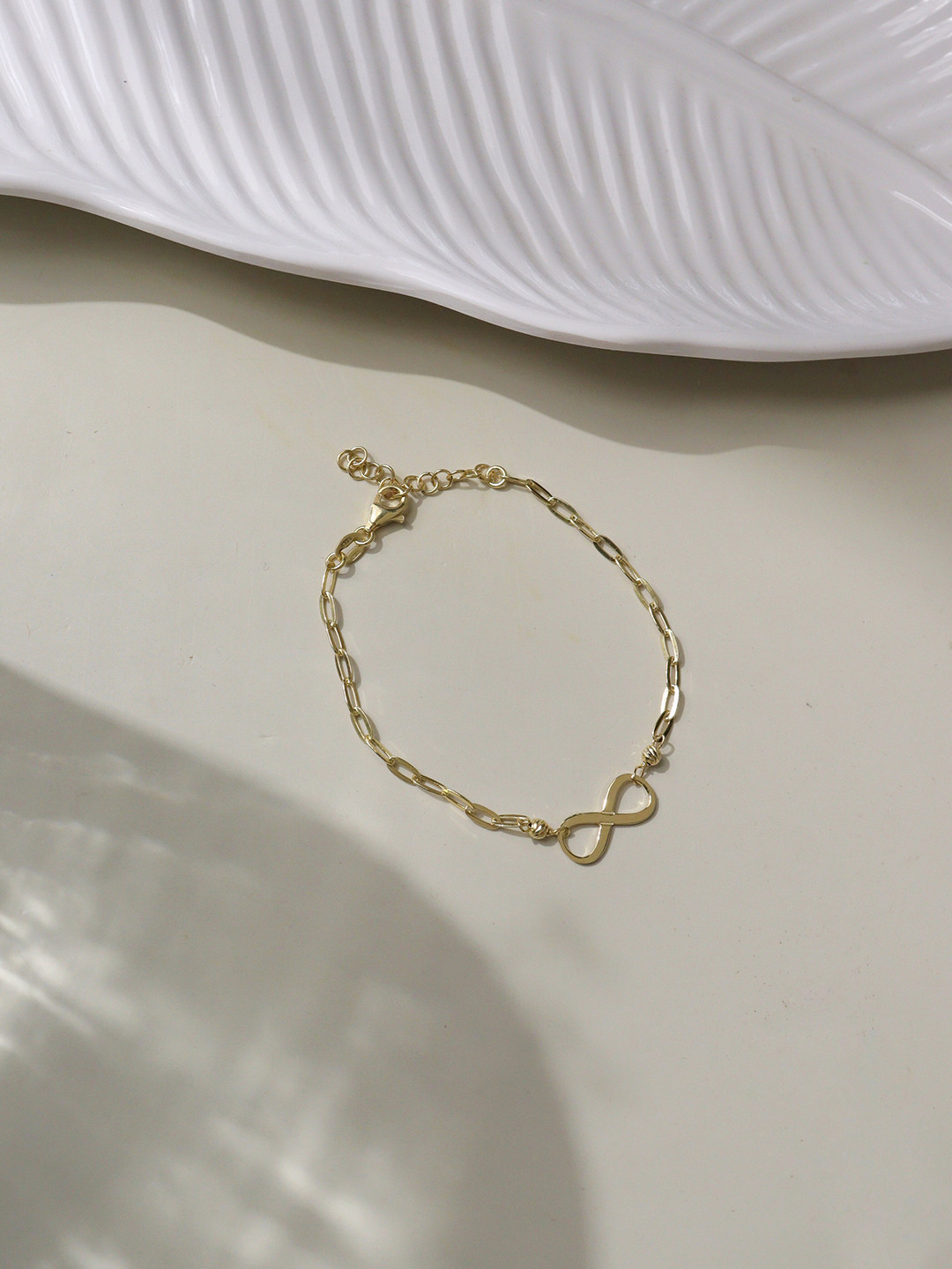 

CURIO COTTAGE Women Gold-Plated Link Bracelet