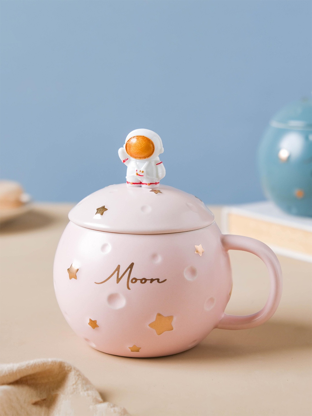 

Nestasia Pink Astronaut Starry Mug With Lid And Spoon 350ml