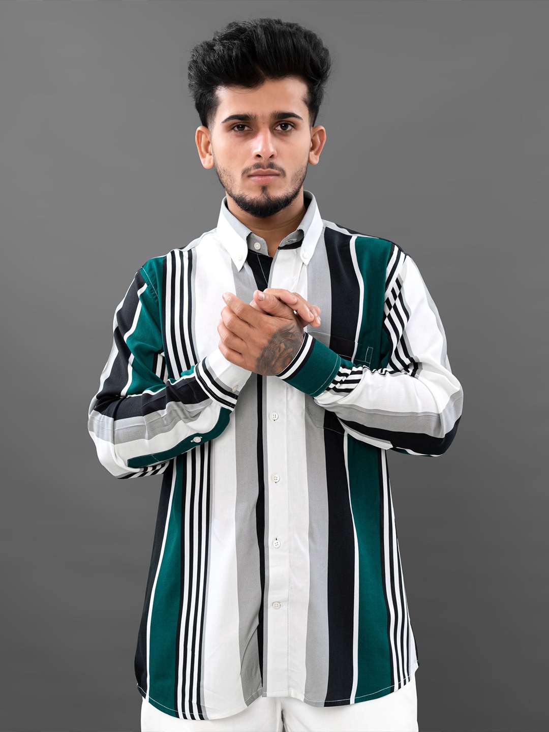 

FRENCH CROWN Men Vertical Striped Casual Cotton Shirt, Green