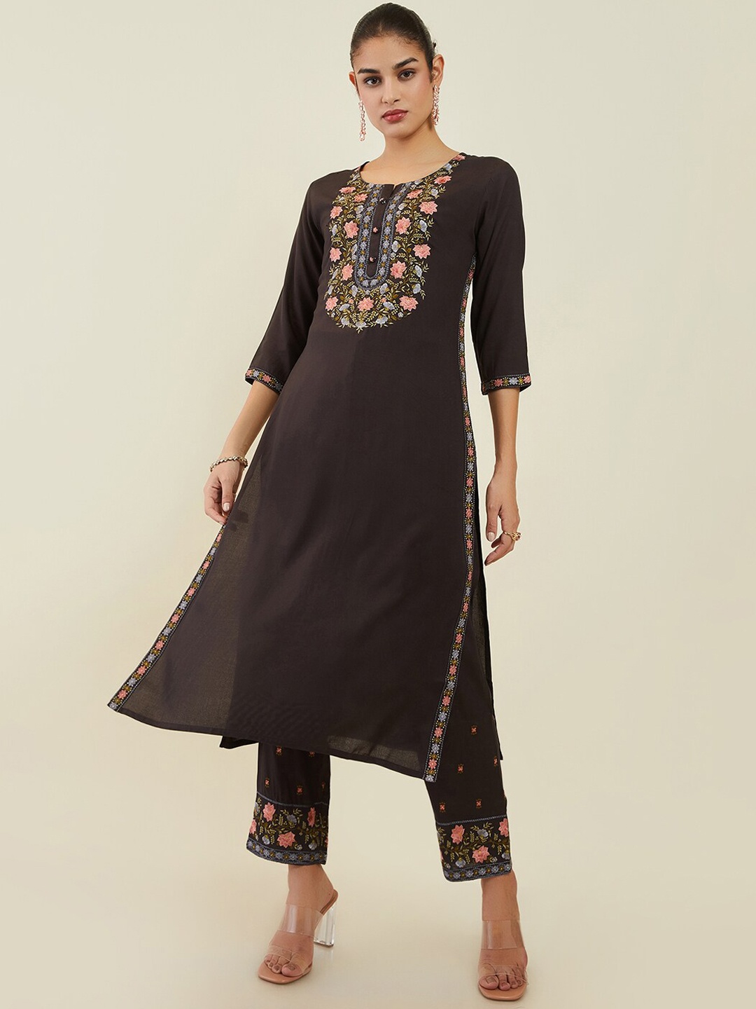 

Soch Women Floral Embroidered Kurta With Trousers, Charcoal