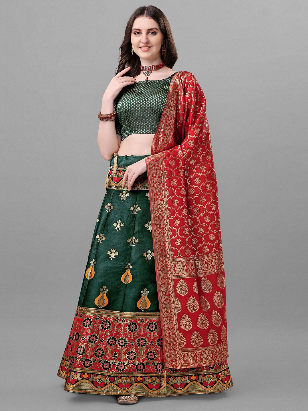 

Fashionuma Semi-Stitched Lehenga & Unstitched Blouse With Dupatta, Green