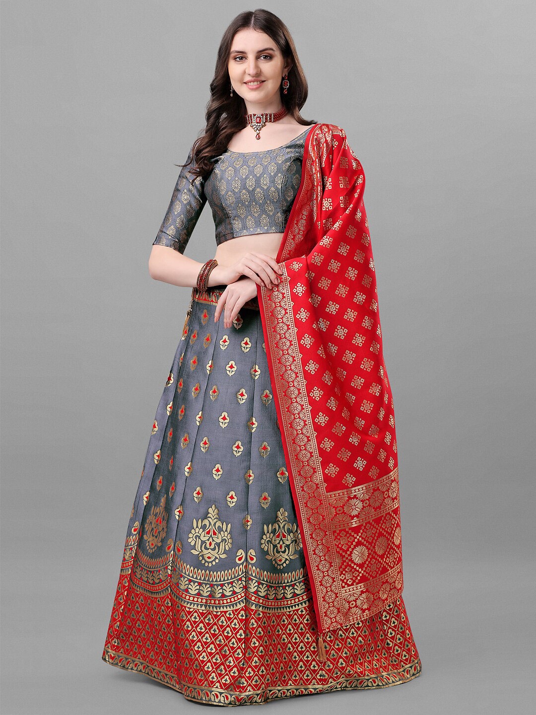 

Fashionuma Semi-Stitched Lehenga & Unstitched Blouse With Dupatta, Grey