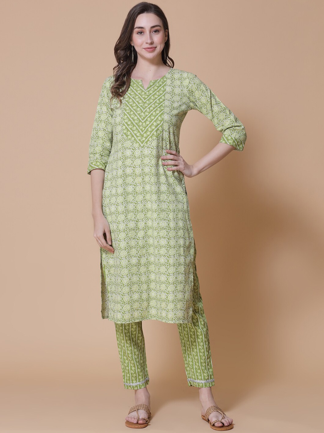 God Bless Women Floral Printed Gotta Patti Kurta with Trousers, Green