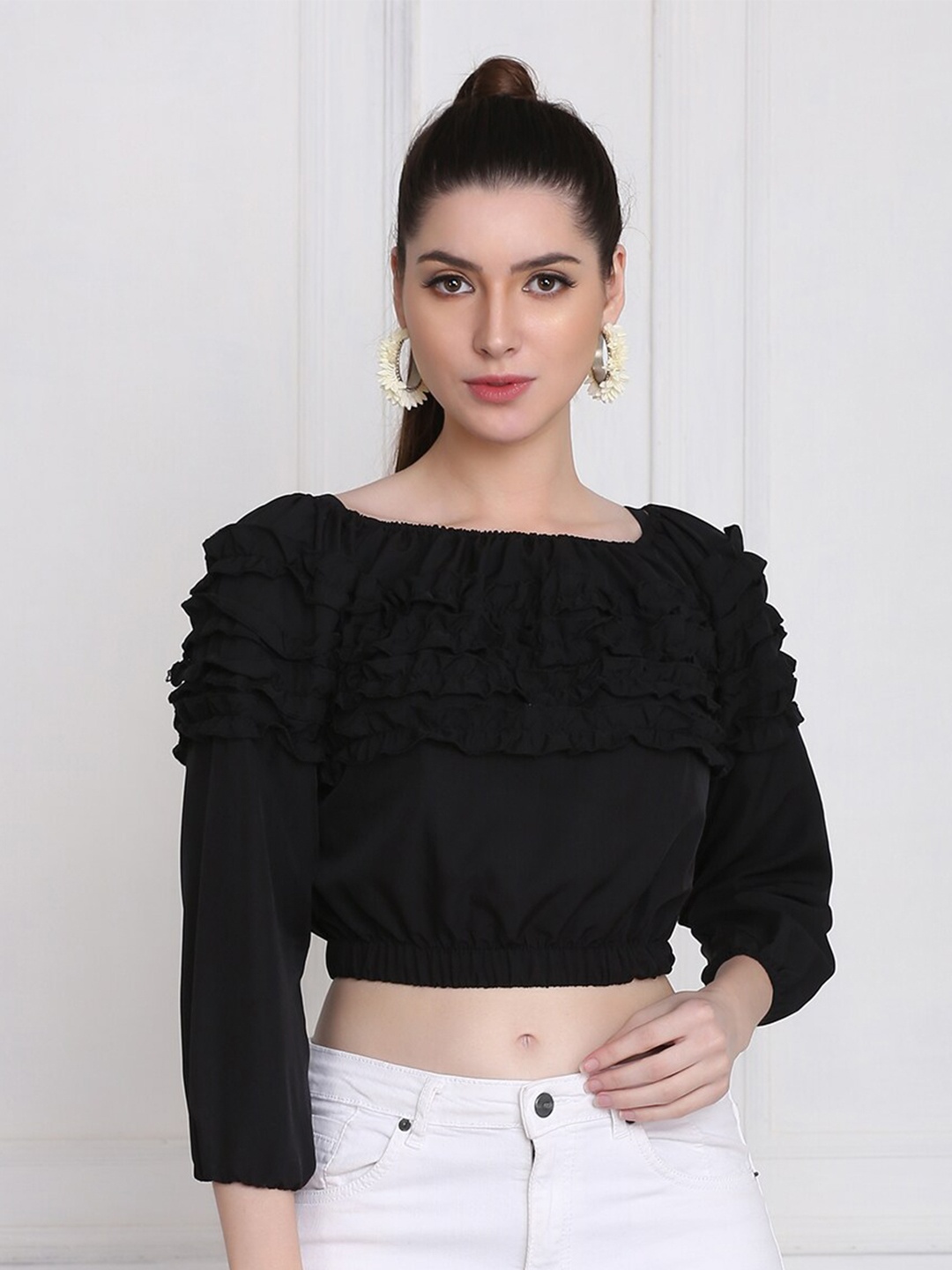 

BUY NEW TREND Black Ruffles Blouson Crop Top