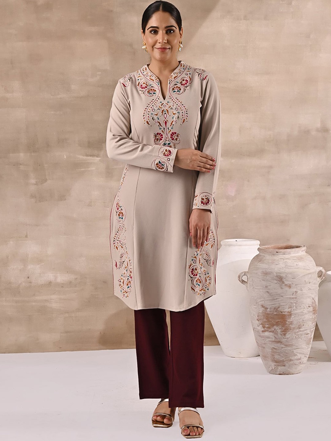 

Lakshita Women Ethnic Motif Embroidered Woolen Kurta, Cream