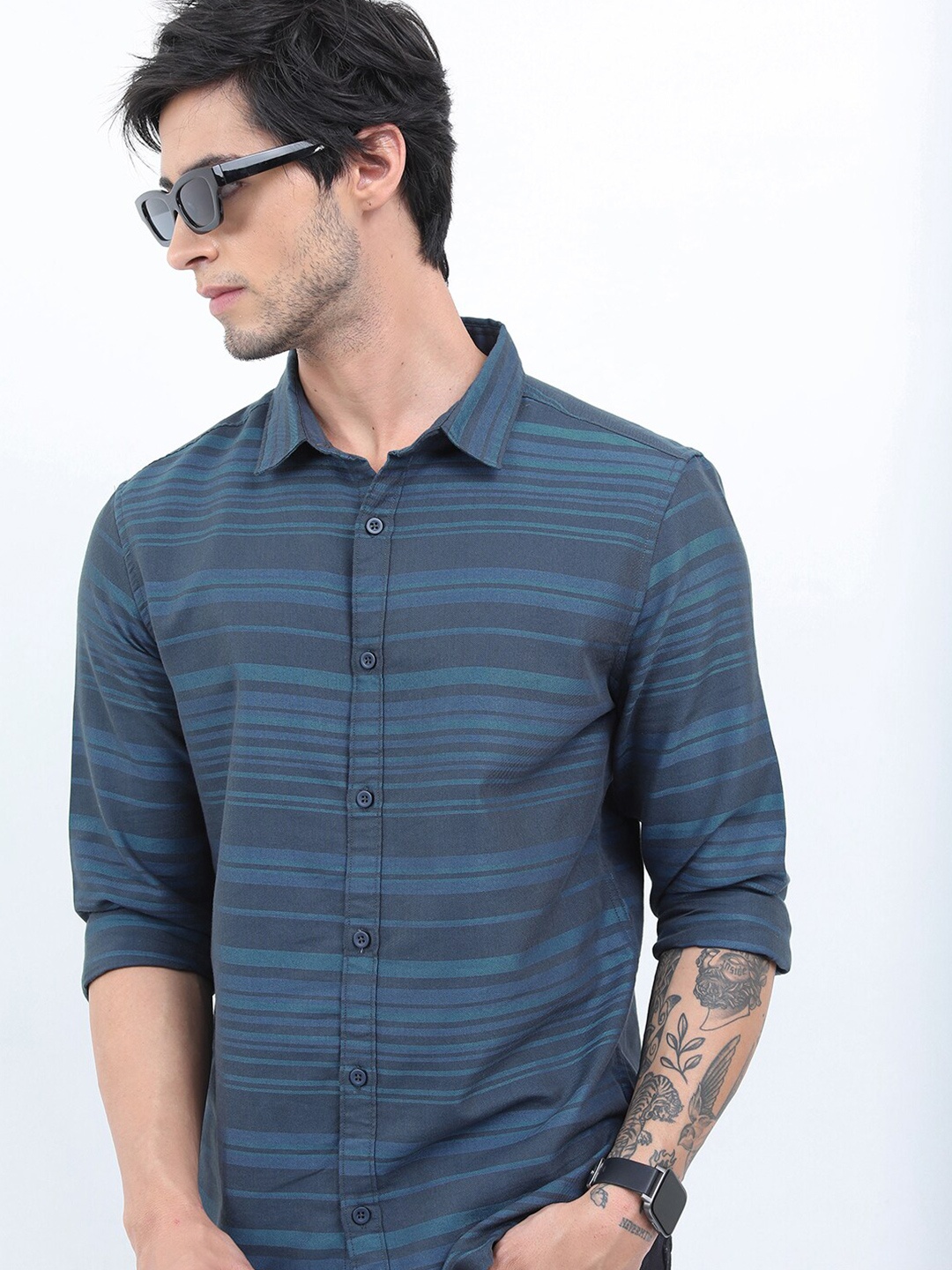 

KETCH Men Slim Fit Horizontal Striped Casual Shirt, Navy blue