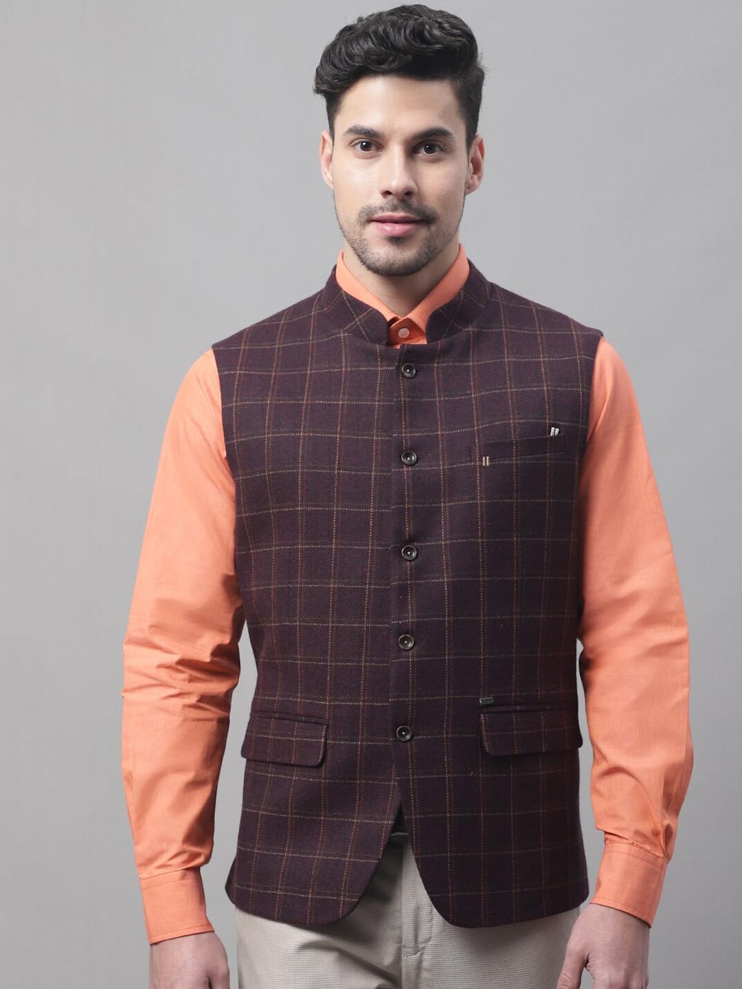 

Cantabil Checked Nehru Jacket, Maroon