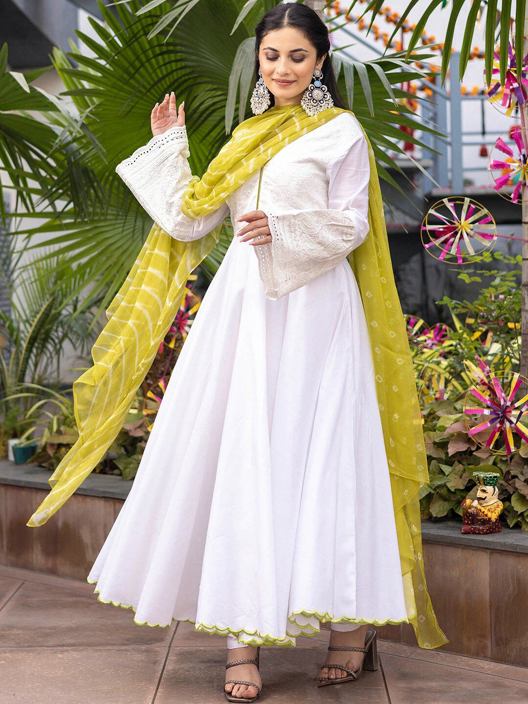 

Lavanya The Label Women Ethnic Embroidered Pure Cotton Kurta With Leggings & Dupatta, White