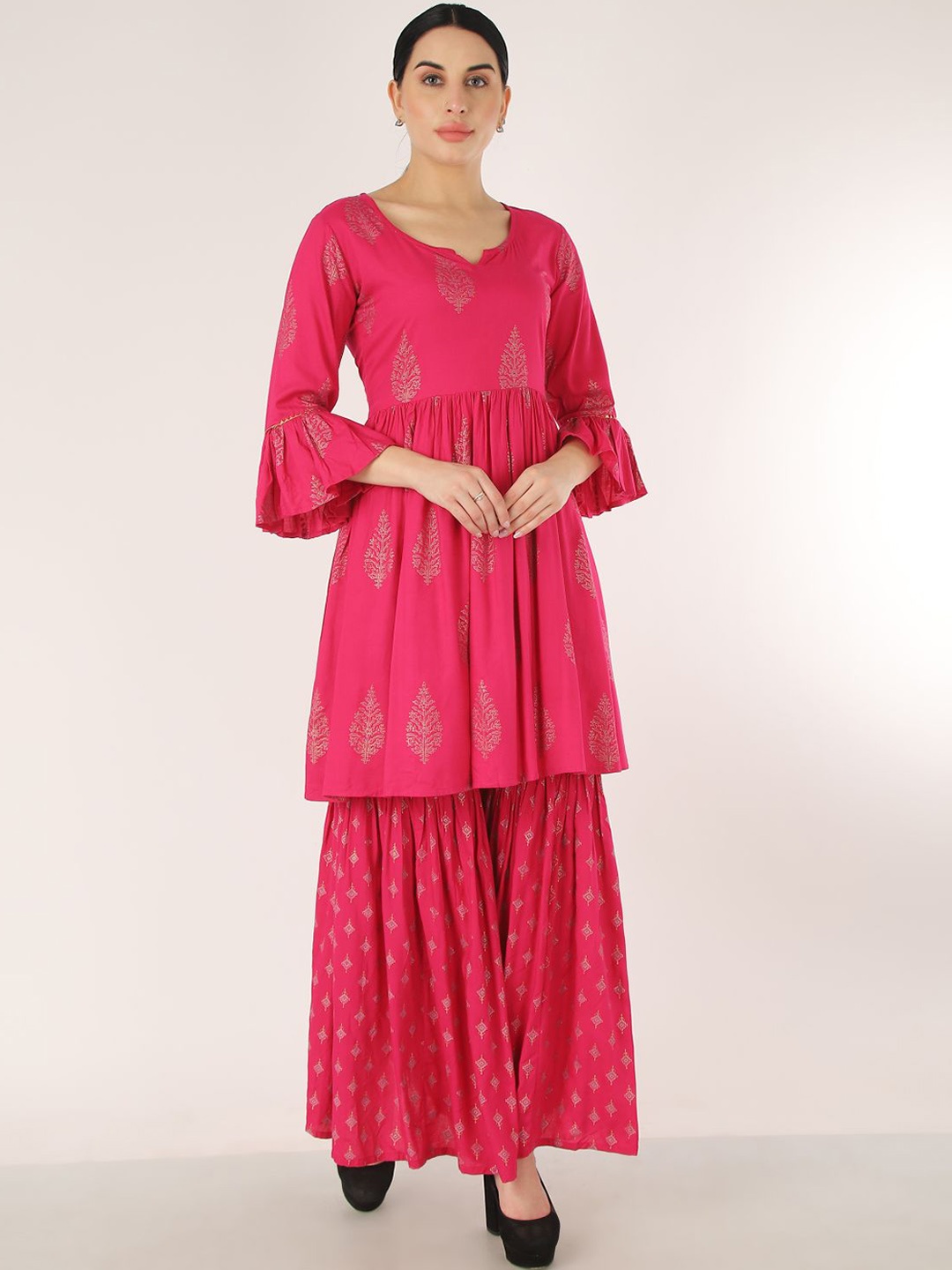 

METRO-FASHION Printed Flared Sleeves A-Line Kurta with Sharara, Pink