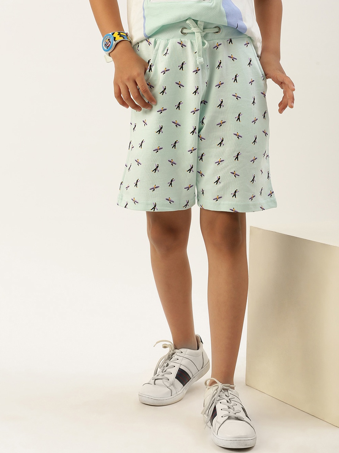 

PIPIN Boys Printed Mid-Rise Cotton Shorts, Green