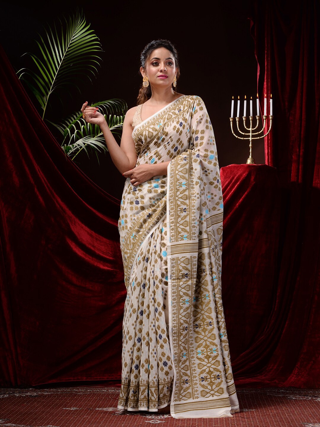 

Mitera Ethnic Motifs Woven Design Saree, Off white