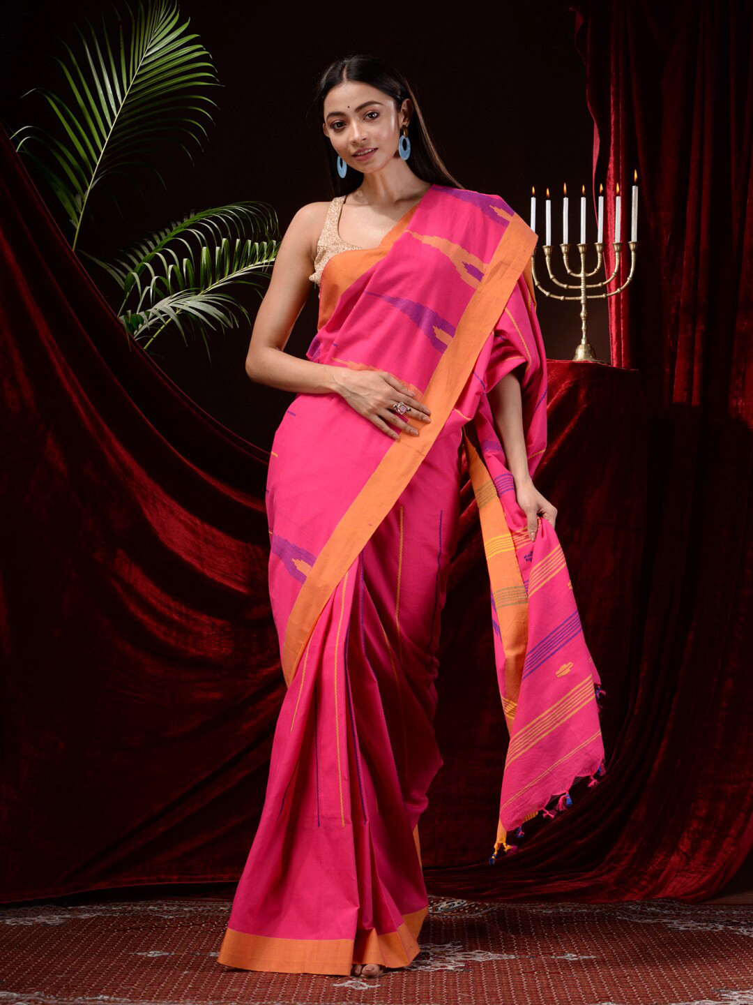 

Mitera Woven Design Zari Pure Cotton Saree, Pink