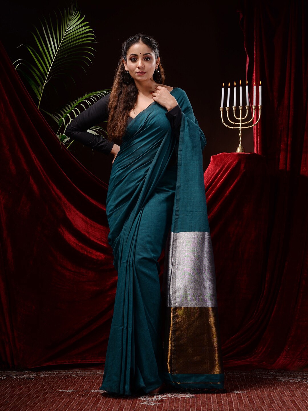 

Mitera Colourblocked Pure Cotton Saree, Teal