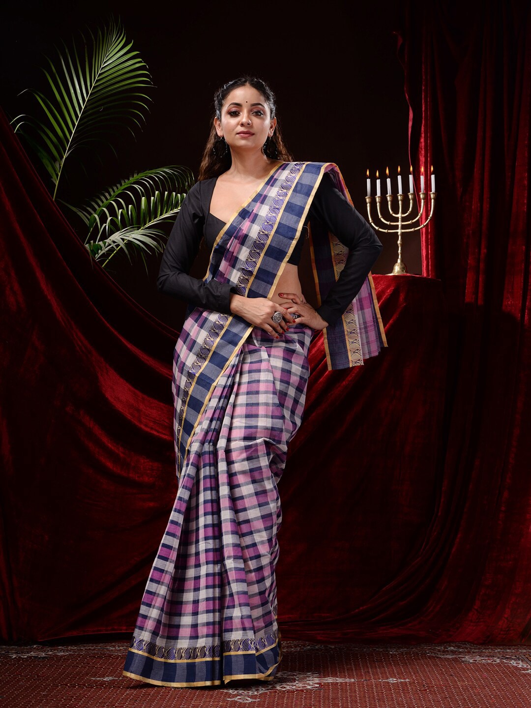 

Mitera Checked Pure Cotton Saree, Pink