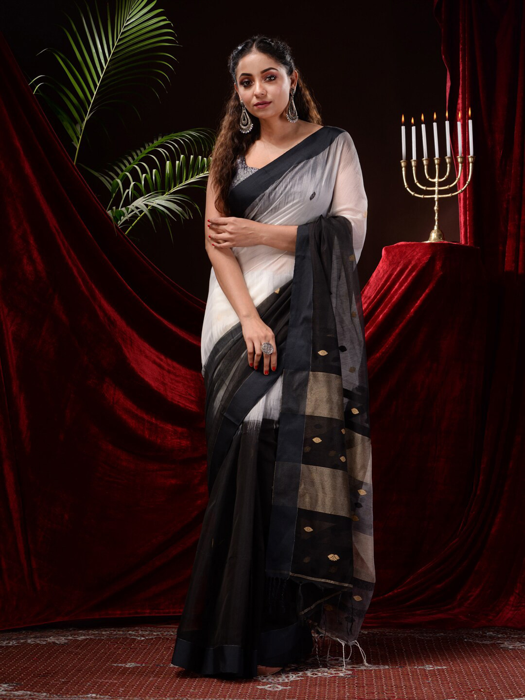 

Mitera Woven Design Zari Saree, White