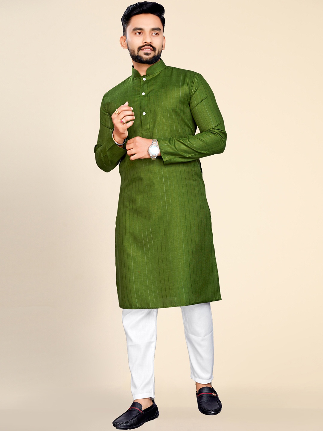 

Ekta Textiles Men Striped Pure Cotton Kurta with Pyjamas, Green