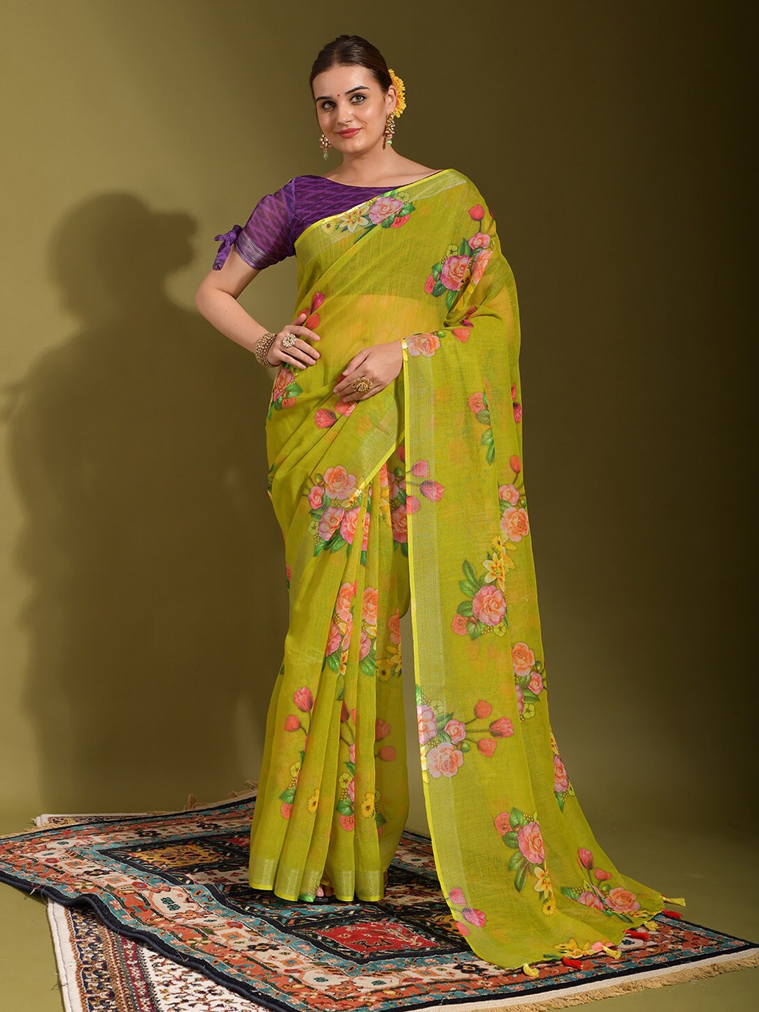 

ODETTE Floral Printed Saree, Green