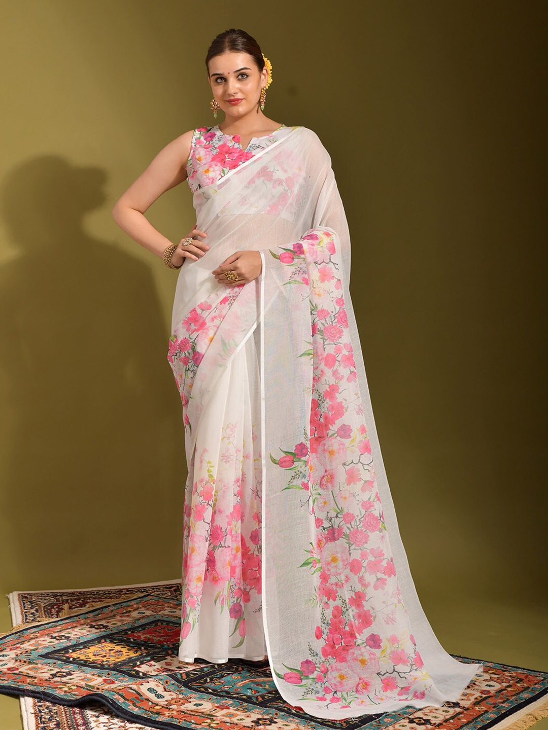 

ODETTE Floral Linen Blend Saree, White