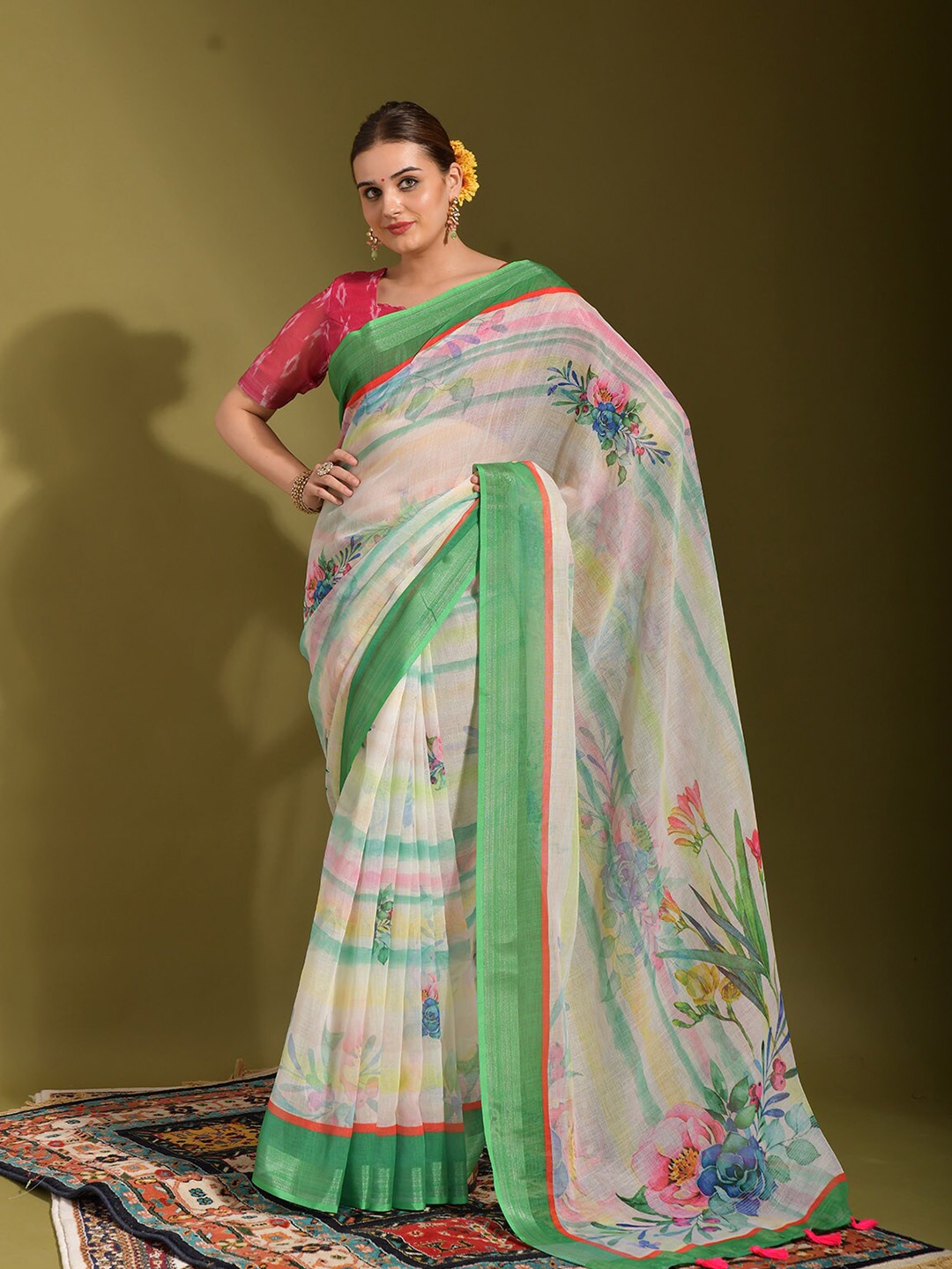

ODETTE Floral Printed Zari Linen Blend Saree, White
