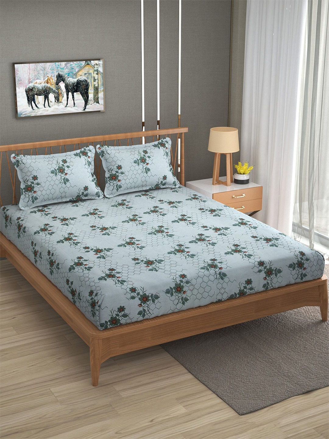 

Florida Green Floral 120 TC Flat Cotton Queen Bedsheet with 2 Pillow Covers