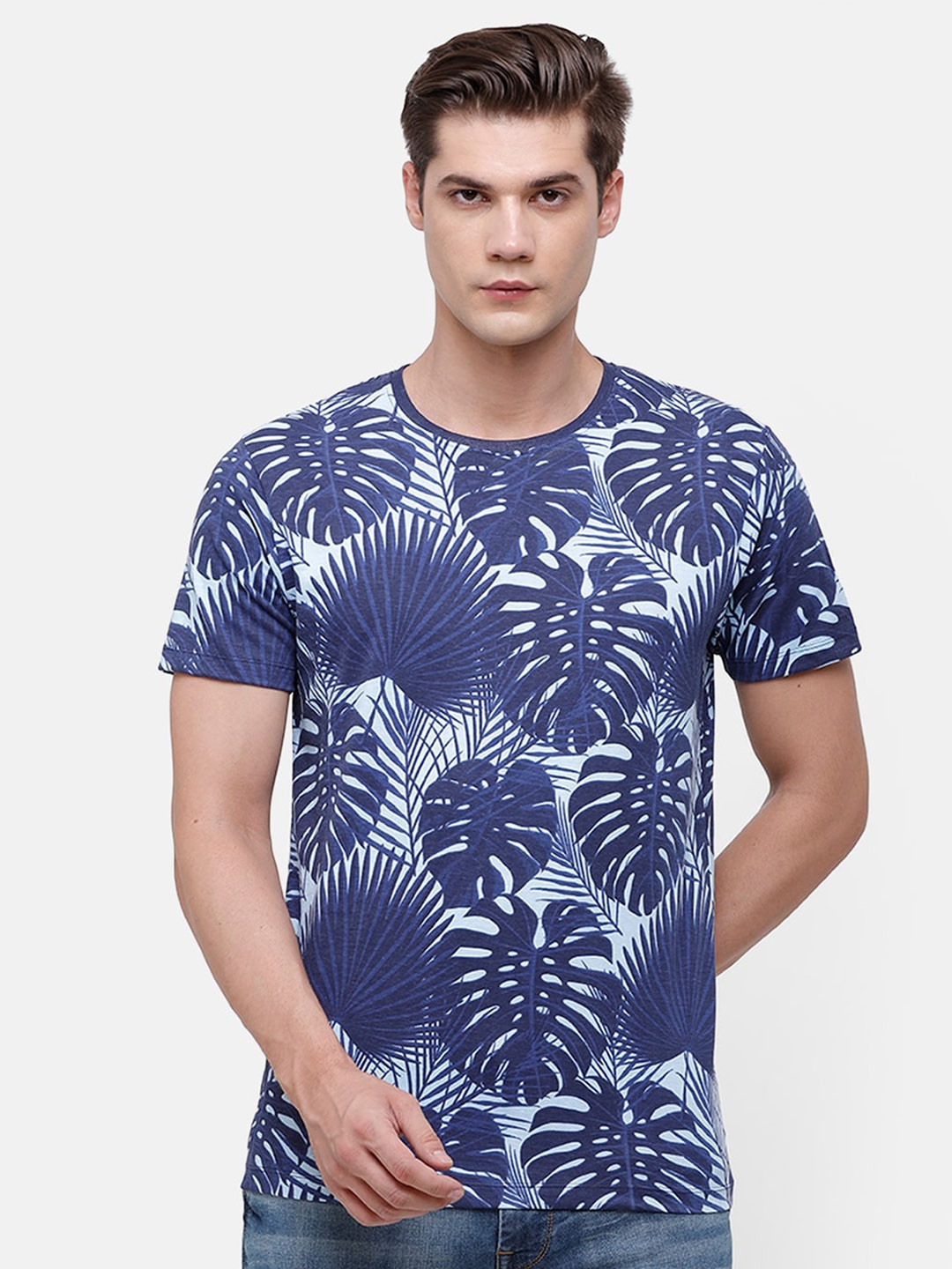 

Voi Jeans Men Floral Printed Tropical Slim Fit Cotton T-shirt, Navy blue
