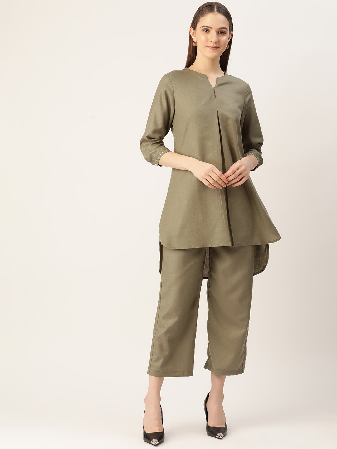 

Off Label Women Grey Solid Co-ords
