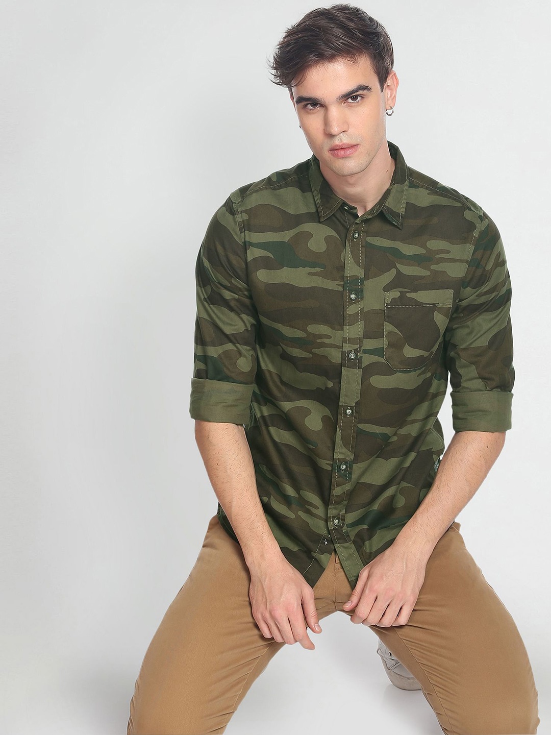 

Flying Machine Camouflage Print Slim Fit Casual Shirt, Green