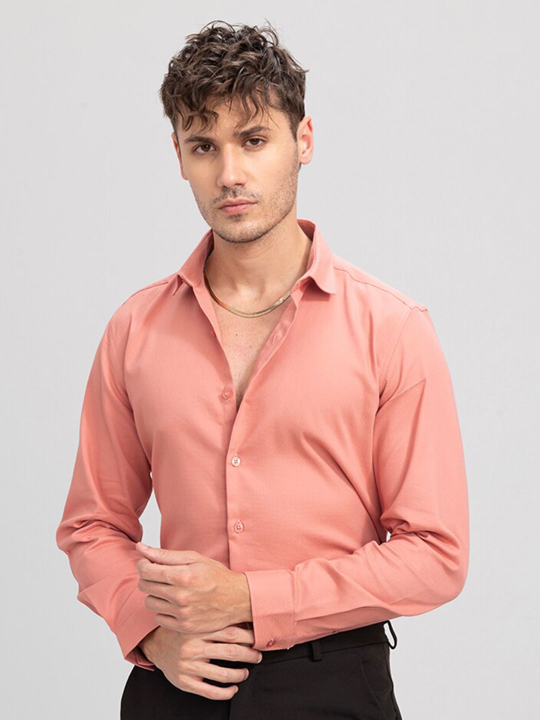 

Snitch Men Slim Fit Casual Cotton Shirt, Peach