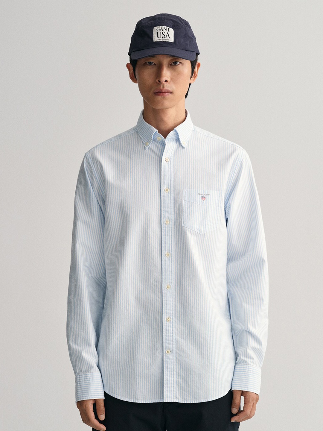 

GANT Men Comfort Striped Oxford Cotton Casual Shirt, Blue
